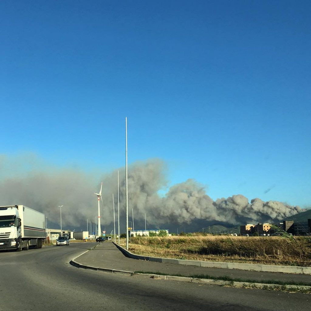 incendio monte serra