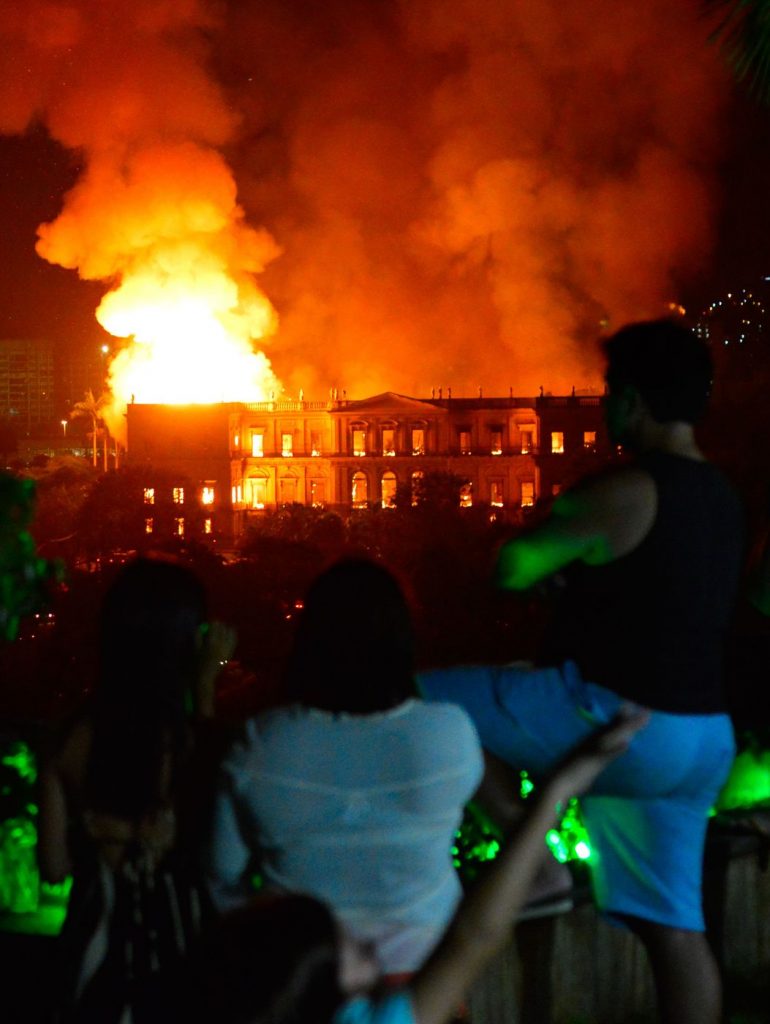 Brasile, incendio Museo Nazionale a Rio de Janeiro