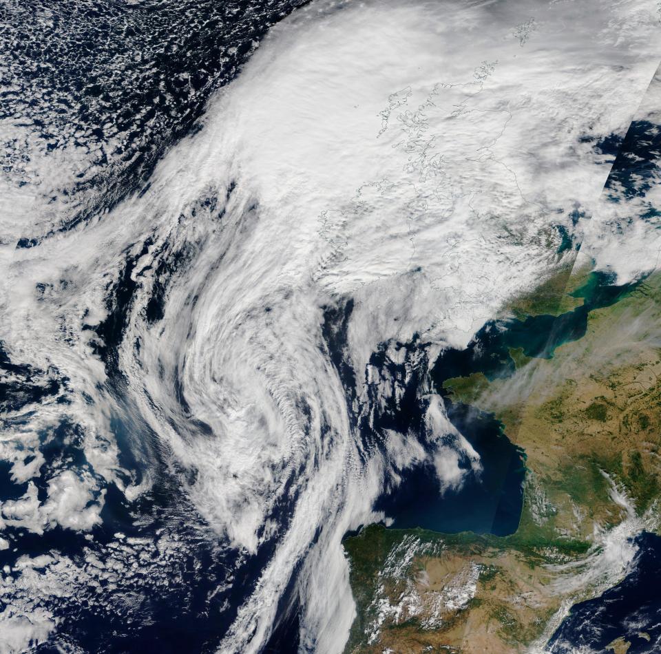 tempesta tropicale helene regno unito irlanda