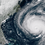 Allerta Meteo USA, l’uragano Florence cambia rotta: 10 milioni di persone a rischio, venti di 175 km/h e onde alte 25 metri [LIVE]