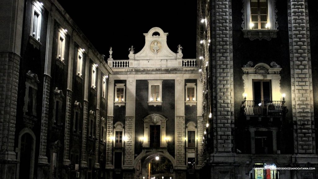 Porta Uzeda