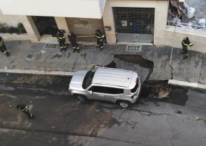 Voragine in via Cesio Basso alla Balduina