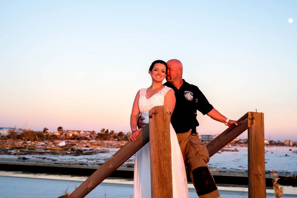 matrimonio mexico beach florida uragano michael
