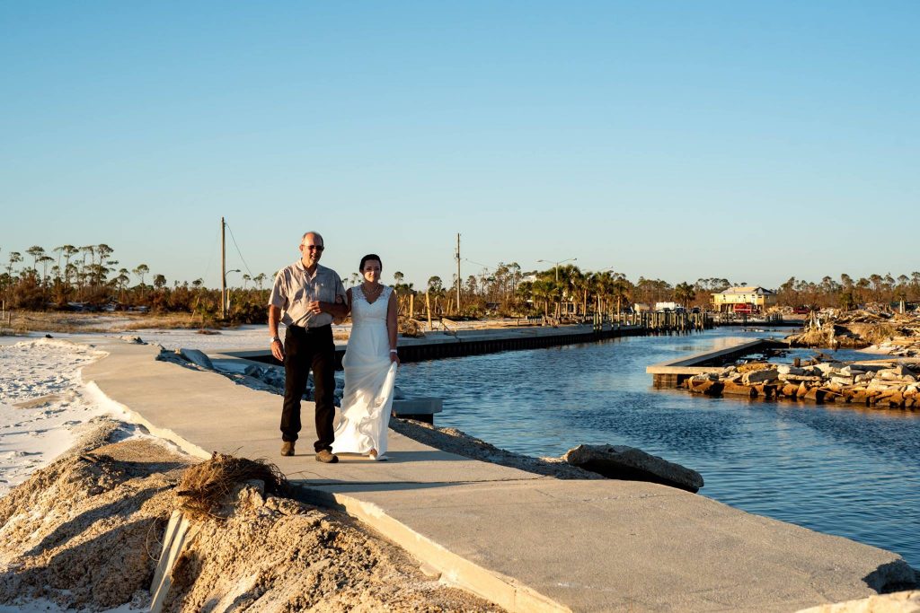 matrimonio mexico beach florida uragano michael