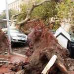 Maltempo, furioso tornado si abbatte su Terracina: un morto, decine di feriti [FOTO e VIDEO LIVE]