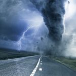 Allerta Meteo, è allarme tornado in Italia: massima attenzione dalla Liguria alla Sicilia, sulle pianure del Nord e sull’Adriatico [MAPPE e DETTAGLI]