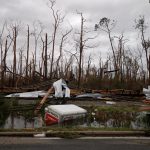 Uragano Michael, scene apocalittiche in Florida: case distrutte, alberi abbattuti e detriti ovunque per il 3° uragano più forte di sempre negli USA [GALLERY]