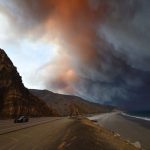 Incendi California, sale a 25 il bilancio delle vittime: 110 dispersi, “ascoltate gli ordini di evacuazione” [FOTO]