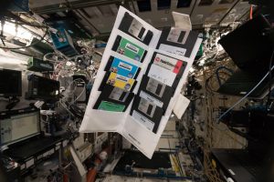 floppy disk stazione spaziale