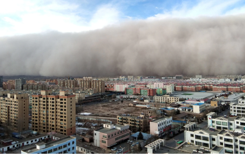tempesta di sabbia cina
