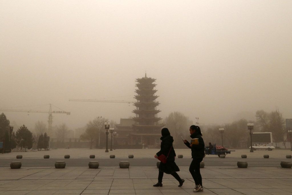 tempesta di sabbia cina