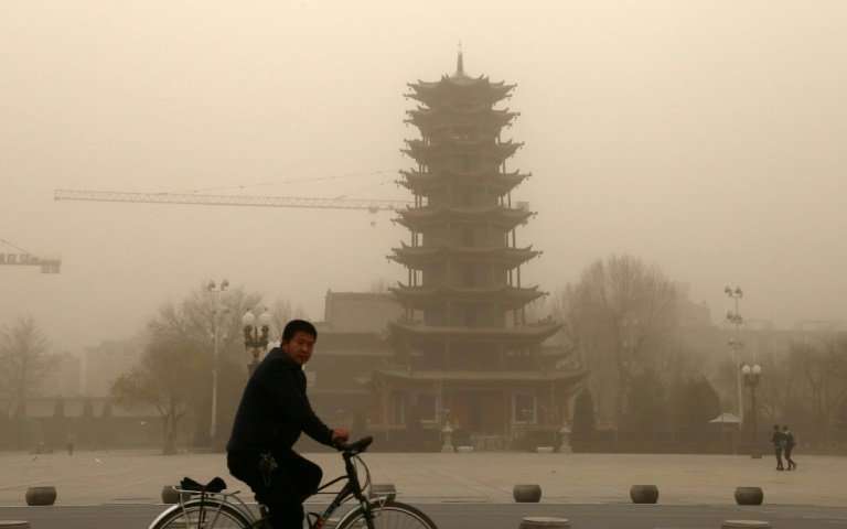 tempesta di sabbia cina