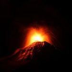Guatemala, nuova eruzione del Vulcano del Fuego: 8 villaggi a rischio [GALLERY]