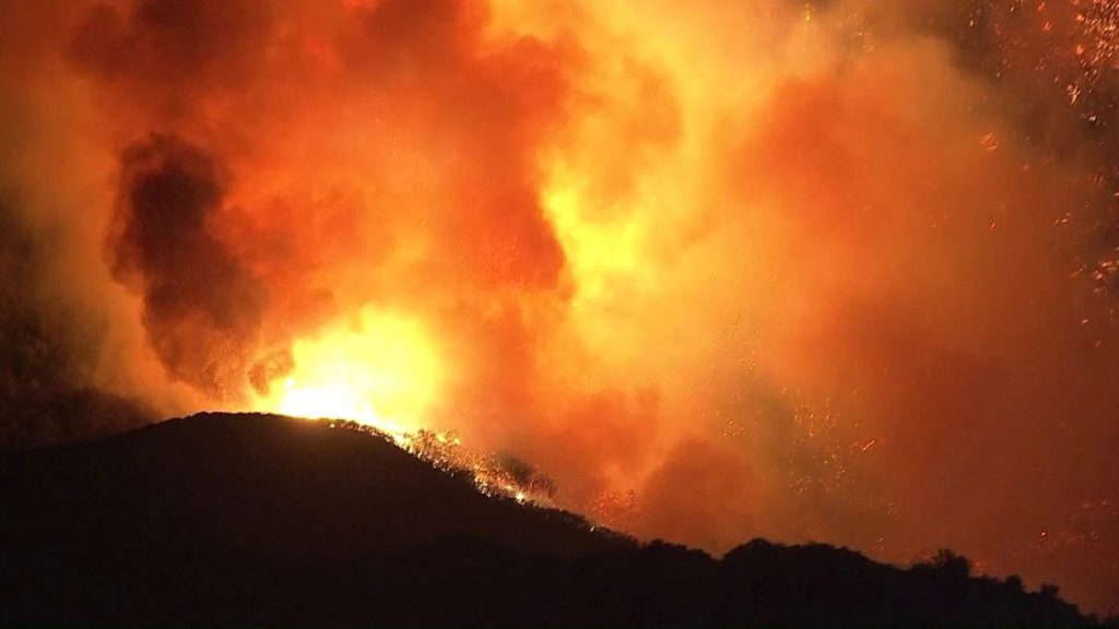 woolsey fire santa monica mountains