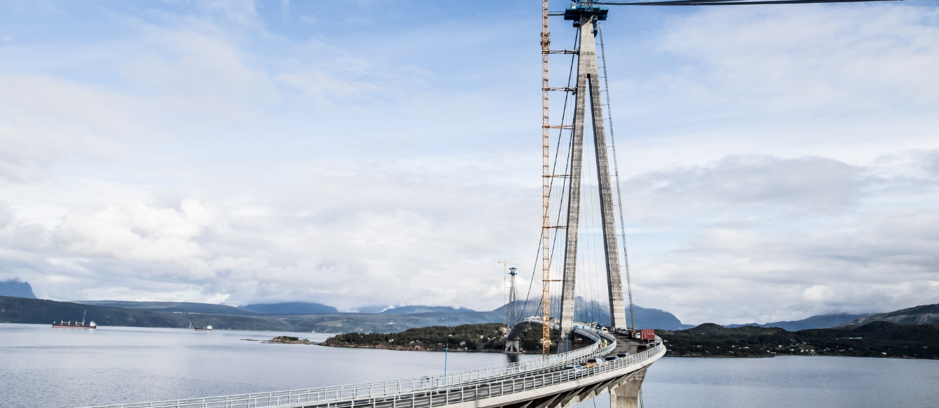 Hålogaland Bridge norvegia