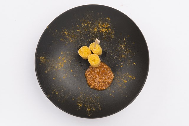 Risotto giallo alla milanese da passeggio con ragù di ossobuco – Claudio Sadler low