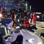 Tragedia in discoteca a Corinaldo: 6 morti schiacciati dalla folla nel panico, ecco cosa fa scattare l'”effetto gregge”