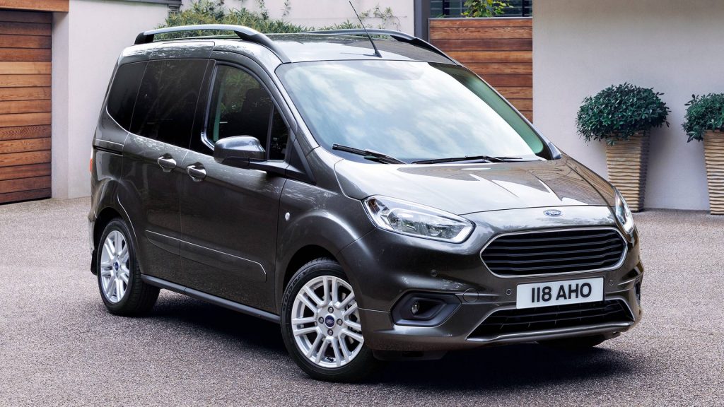 Ford Tourneo Courier fino a 4.900 euro