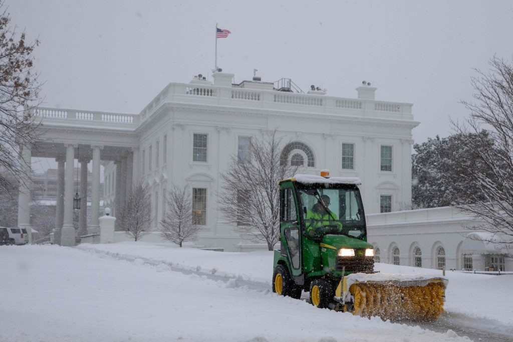 Maltempo, Washington sotto la neve