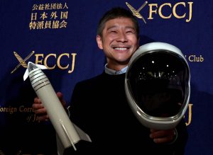 Turismo spaziale, Yusaku Maezawa sarà il primo turista ad atterrare sulla Luna