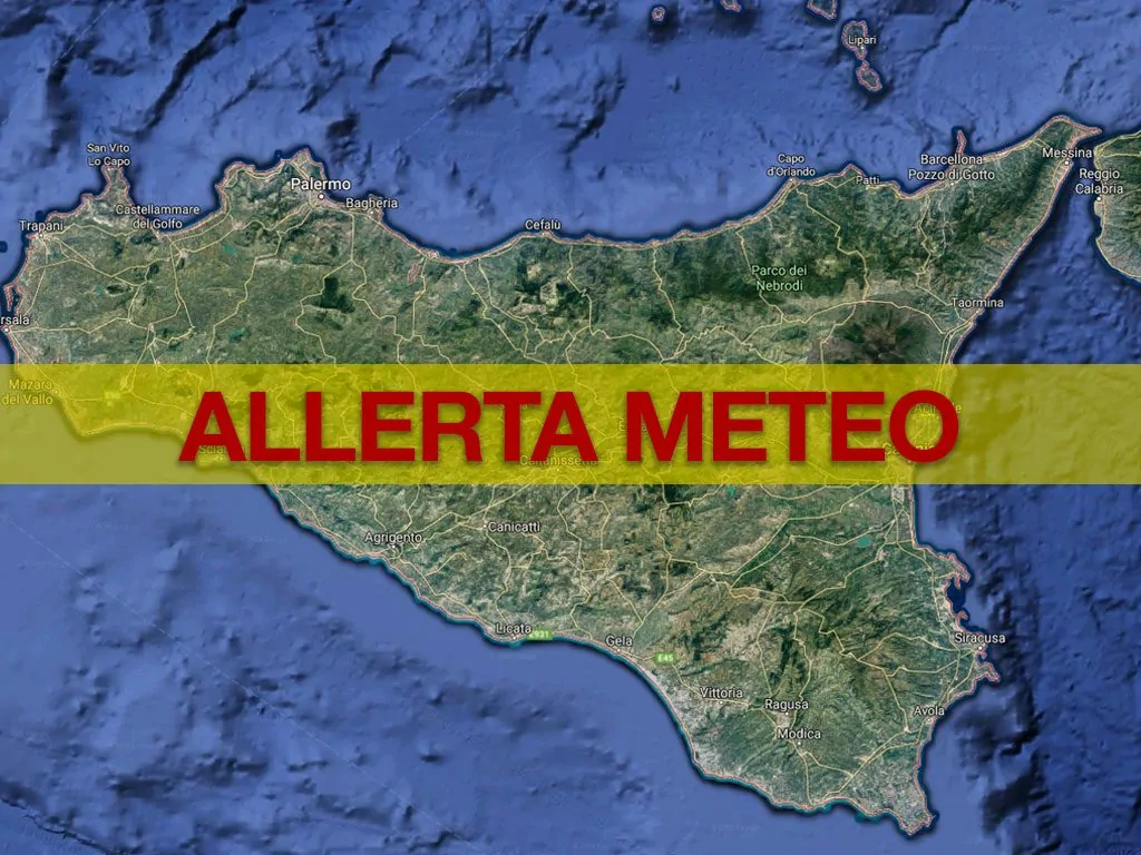 Allerta Meteo Sicilia, domani piogge, forte vento e mareggiate