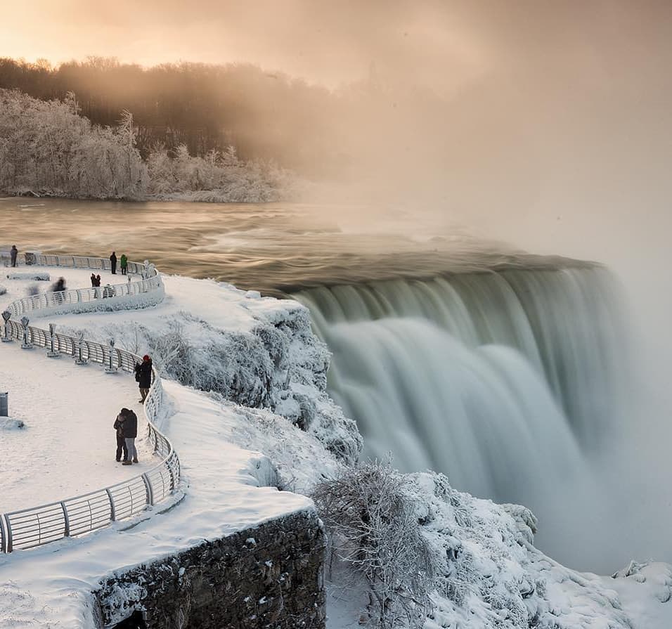 cascate niagara congelate
