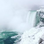 -25°C e le cascate del Niagara si “ammutoliscono”: uno spettacolo mozzafiato di neve e ghiaccio [FOTO e VIDEO]