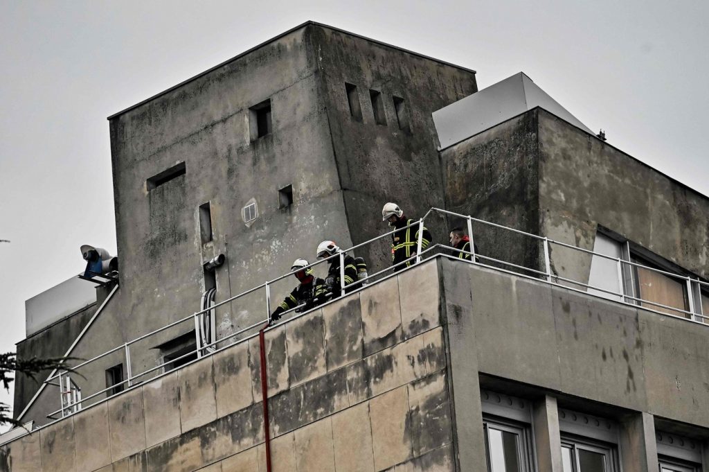 esplosione incendio francia