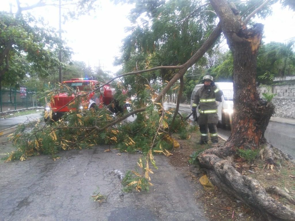 tempesta messico