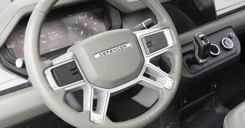 LAND ROVER DEFENDER INTERNI