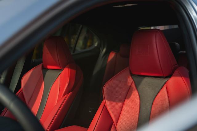 Lexus UX 250 Hybrid 2019