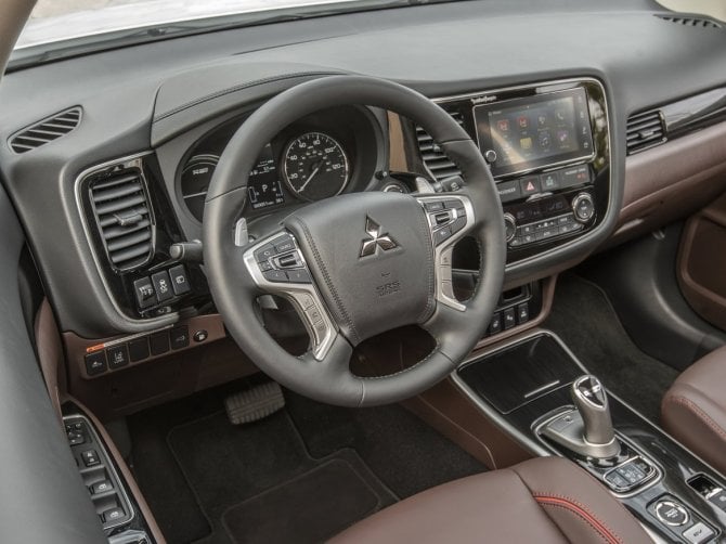 Mitsubishi Outlander Phev 2019