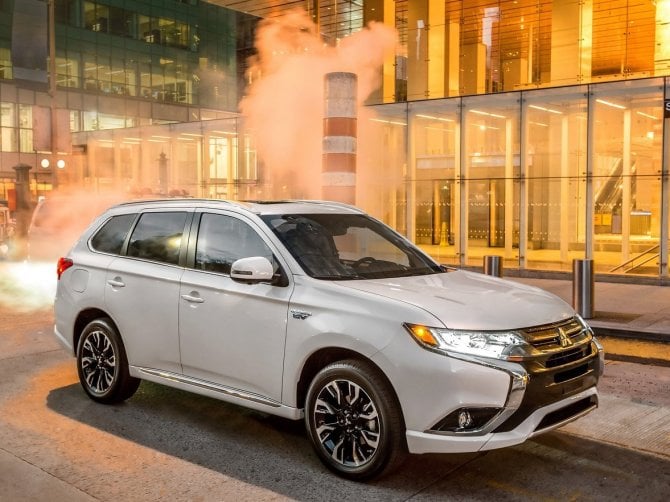 Mitsubishi Outlander Phev 2019