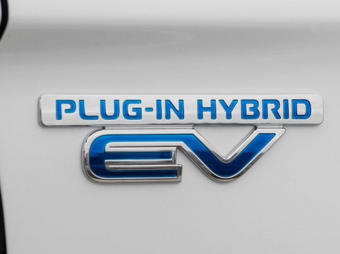 Mitsubishi Outlander Phev 2019