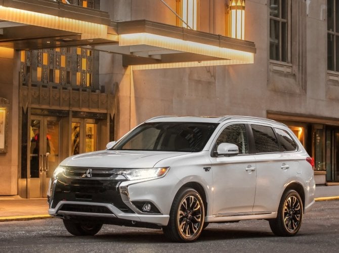 Mitsubishi Outlander Phev 2019
