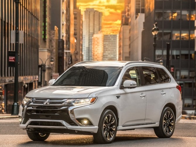 Mitsubishi Outlander Phev 2019