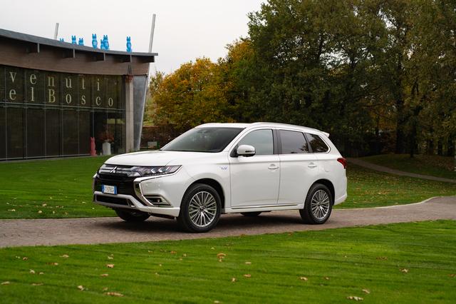 Mitsubishi Outlander Phev 2019