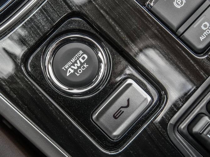 Mitsubishi Outlander Phev 2019