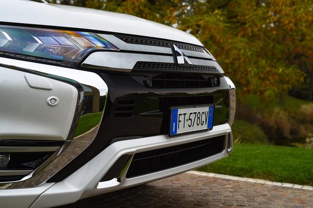 Mitsubishi Outlander Phev 2019