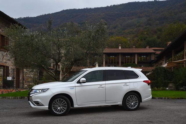 Mitsubishi Outlander Phev 2019