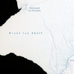 Antartide, l’allarme della NASA: “Si sta staccando un iceberg grande due volte New York” [GALLERY]