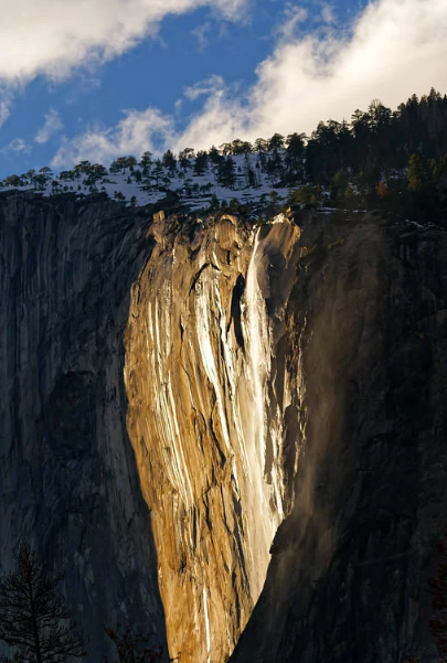 cascate di fuoco california