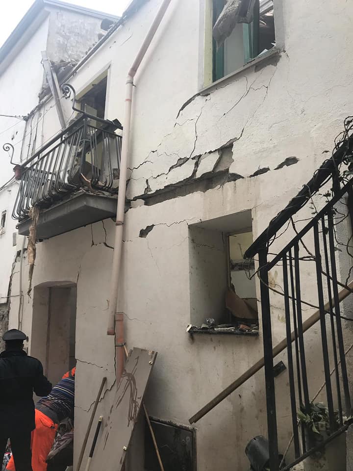 esplosione crollo palazzina potenza