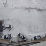 Malta, scene d’Apocalisse: il Ciclone sta “divorando” l’isola, il mare invade tutto. Inondazioni pesantissime [FOTO e VIDEO]