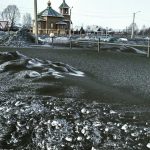 In Siberia cade “neve nera” dal cielo ed è tossica: ecco cosa sta succedendo [FOTO e VIDEO]