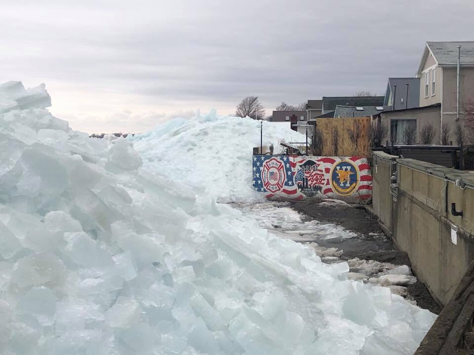 tsunami di ghiaccio canada