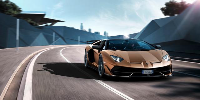 AVENTADOR SVJ ROADSTER 2019