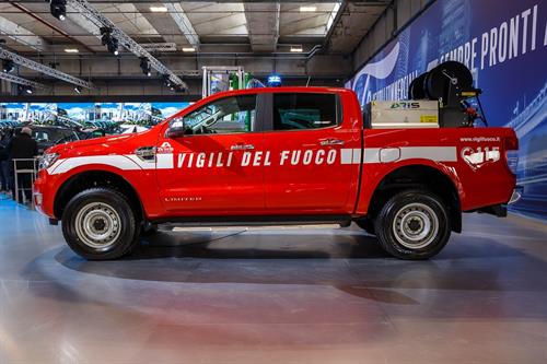 Corpo Nazionale Vigili del Fuoco pick-up FORD Ranger (1)