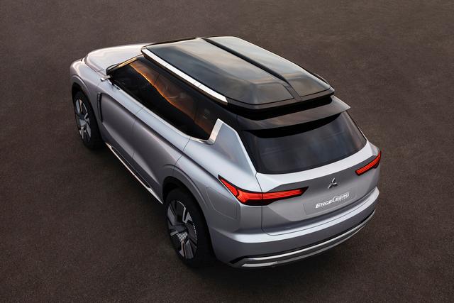 MITSUBISHI ENGELBERG TOURER