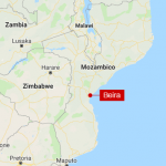 Mozambico, fiato sospeso per la città di Buzi: rischia di essere completamente sommersa dall’acqua. Save the Children: “a rischio la vita di 100 mila bambini”